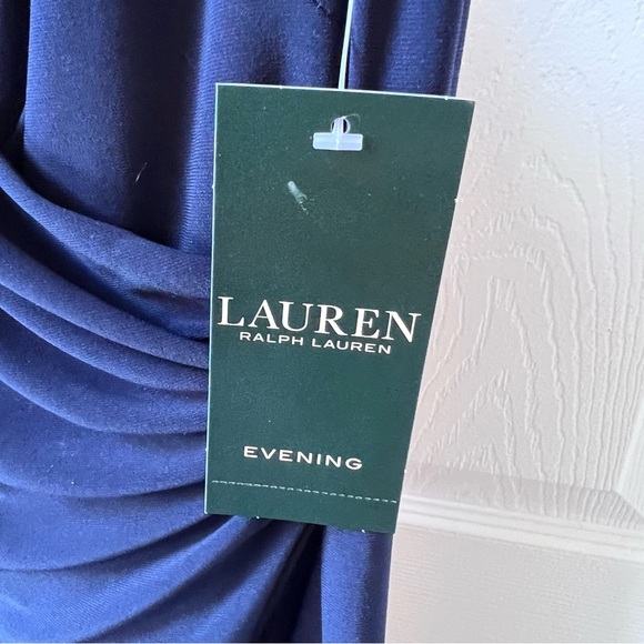 ⭐️ NWT Lauren Ralph Lauren Evening Party Dress V-neck Fit and Flare Navy Size 2 - Picture 5 of 13